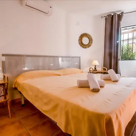 Abahana Villas Tomillo Βίλα Κάλπε